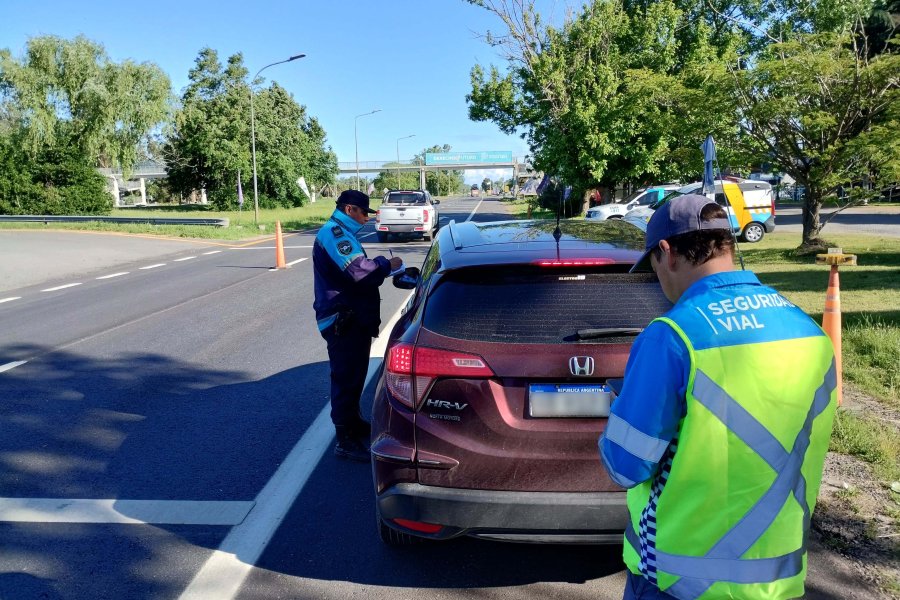 Refuerzan controles por fin de semana largo